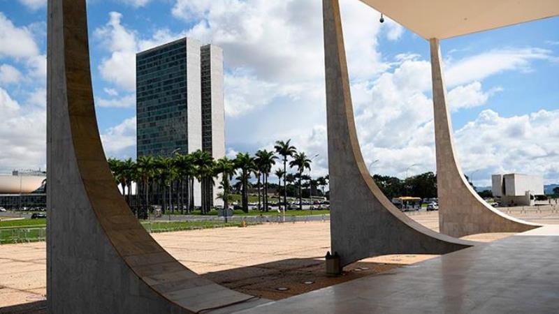 Texto condiciona ações penais contra congressistas à permissão da Casa legislativa.
