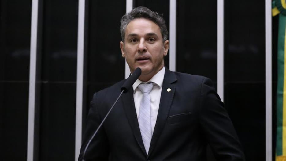 O projeto do deputado Zucco altera a Lei de Licitações e o Marco Regulatório de Fomento à Cultura.