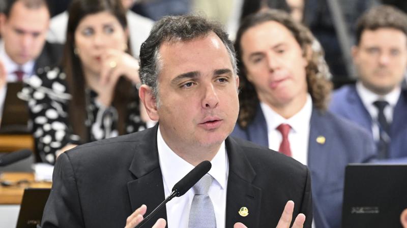 Proposta do senador Rodrigo Pacheco (PSD-MG) moderniza normas em vigor desde 2002. 
