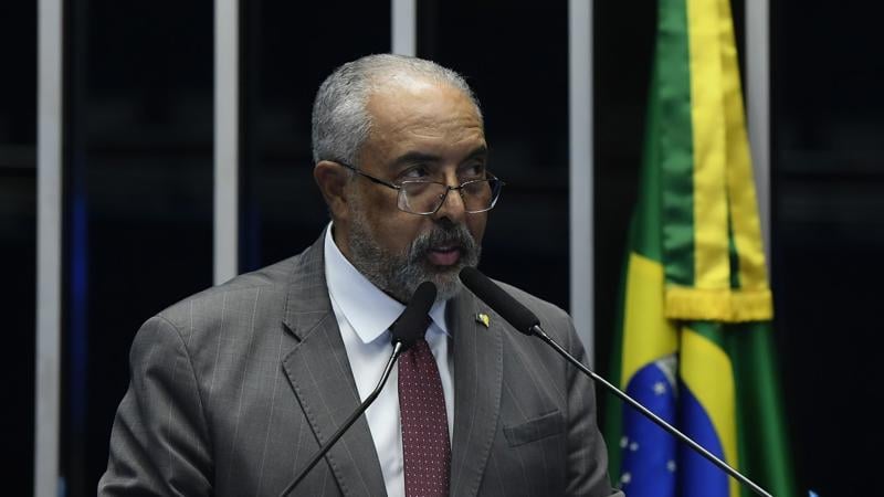 O senador Paulo Paim (PT-RS) apresentou o requerimento para o debate.