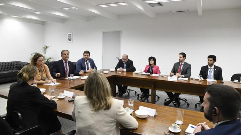 Nelsinho Trad recebeu representantes do Legislativo e do Executivo dos Estados Unidos.