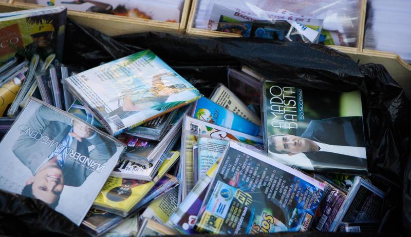 Em 2024, estima-se que o contrabando, as falsificações e a pirataria produziram um prejuízo de meio trilhão de reais para a economia brasileira.