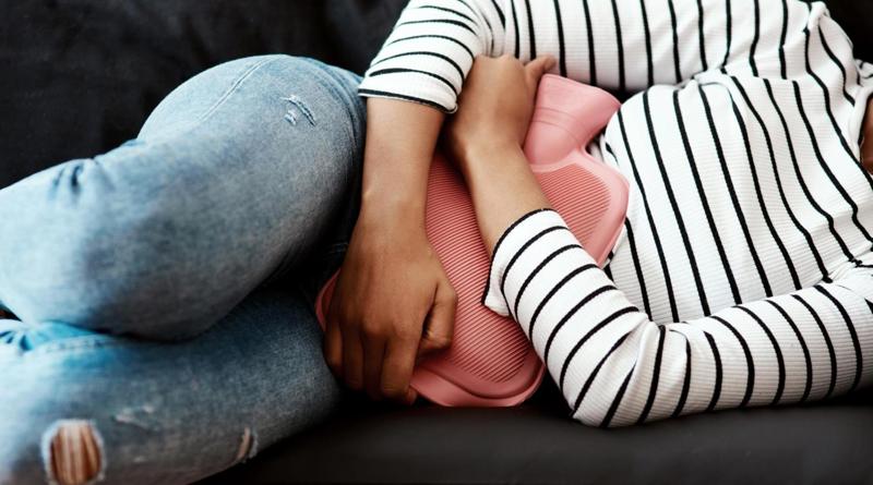 Proposta busca incluir licença menstrual na legislação trabalhista brasileira.