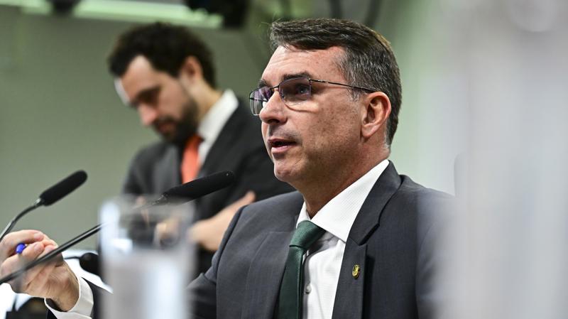 Divergência entre relator e grupo político de Bolsonaro sobre modelo de anistia segue como um dos principais entraves no projeto.