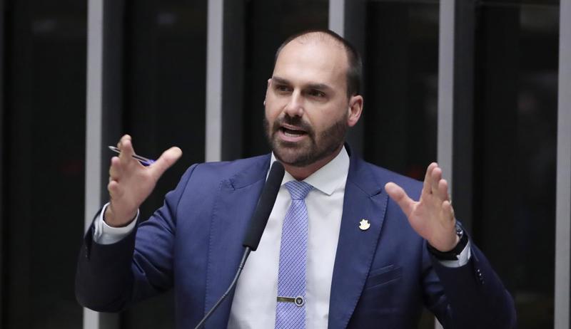 Três outros pedidos de cassação contra Eduardo Bolsonaro também estão sob análise do Conselho de Ética.