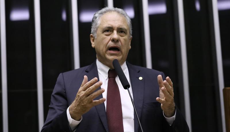 Deputado afirmou que perda da MP compromete receita de R$ 17 bilhões para 2026.