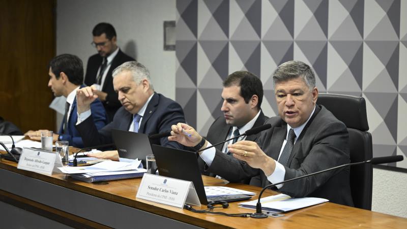 Comissão Parlamentar Mista de Inquérito do INSS realiza nova rodada de depoimentos sobre fraudes em benefícios.