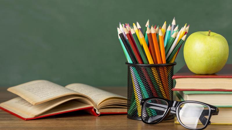 Proposta prevê ações em licenciaturas e redes de ensino para enfrentar a falta de docentes em áreas críticas.