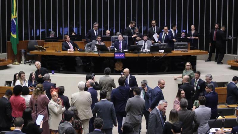 Sessão priorizou temáticas de infância.