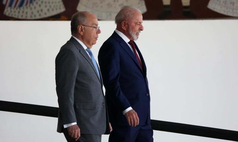 Mauro Vieira relatou a Lula, na semana passada, conversa que teve com Marco Rubio para tratar de um possível encontro entre o líder brasileiro e Donald Trump.