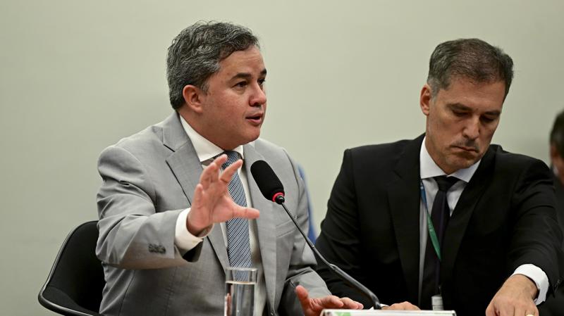 Atraso na votação da LDO é ruim para o governo, para o Congresso e para o Brasil, disse Efraim Filho.
