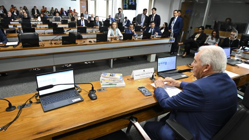 Projeto torna pública a ação penal em casos de dano patrimonial, ampliando a proteção a vítimas de violência doméstica.