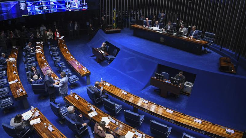 O projeto foi votado como item extrapauta na sessão desta quarta.