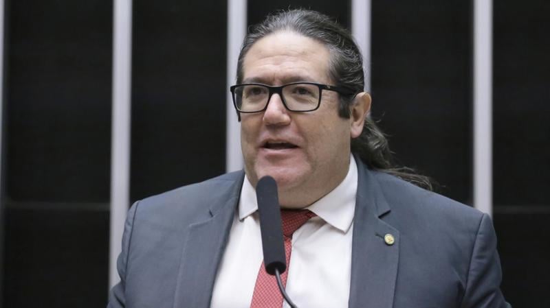 Deputado Tarcísio Motta, autor do requerimento. Deputado Tarcísio Motta, autor do requerimento.