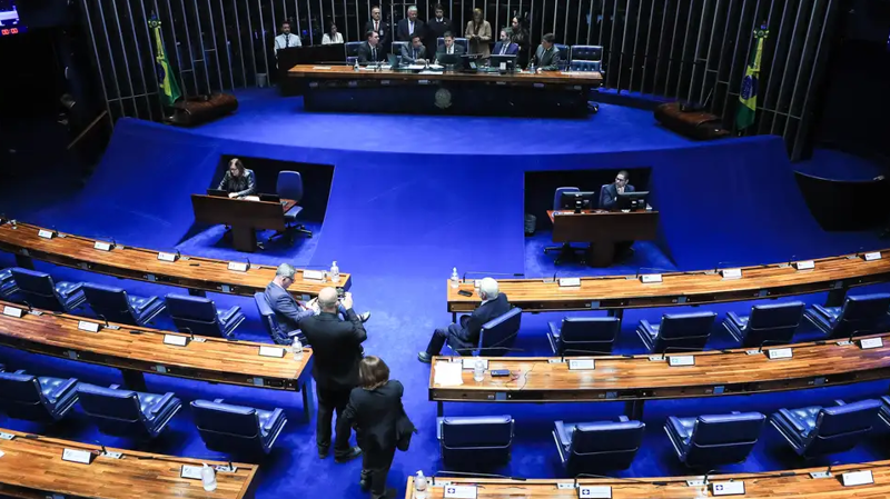 MP aciona TCU por contrato de carros de luxo firmado pelo Senado.