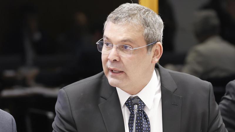 Lindbergh Farias, líder do PT na Câmara. Lindbergh Farias, líder do PT na Câmara.