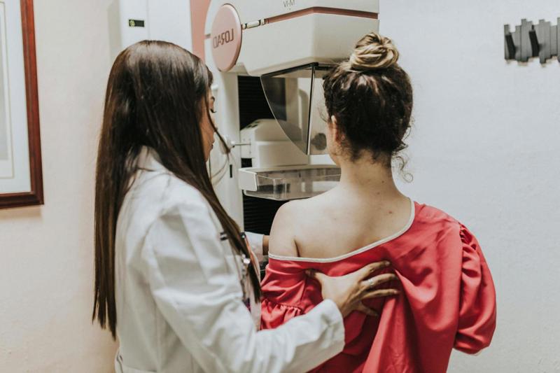 Pauta da semana inclui debates sobre licença menstrual, mamografia e combate à violência obstétrica. Pauta da semana inclui debates sobre licença menstrual, mamografia e combate à violência obstétrica.