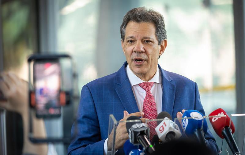 Segundo Haddad, o governo decidiu mudar de estratégia após reunião com Motta.