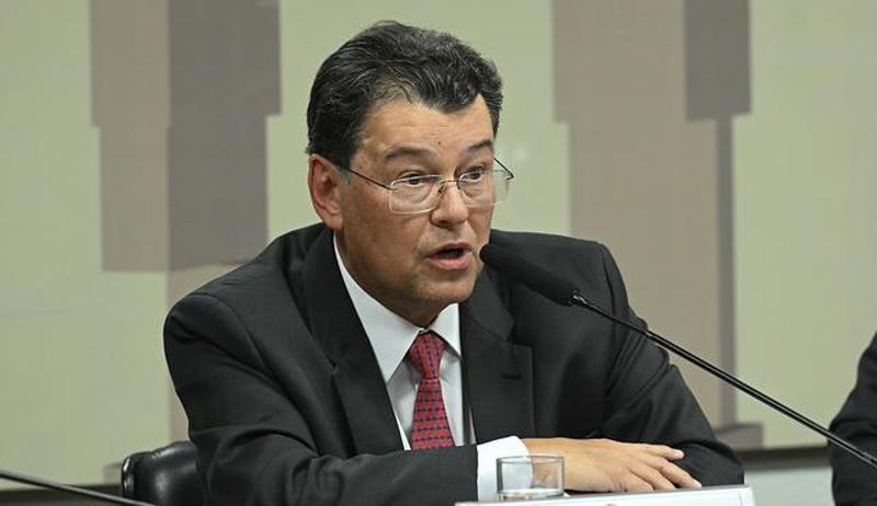 Relatório do senador Eduardo Braga deve ser votado nesta quarta-feira (29). Relatório do senador Eduardo Braga deve ser votado nesta quarta-feira (29).