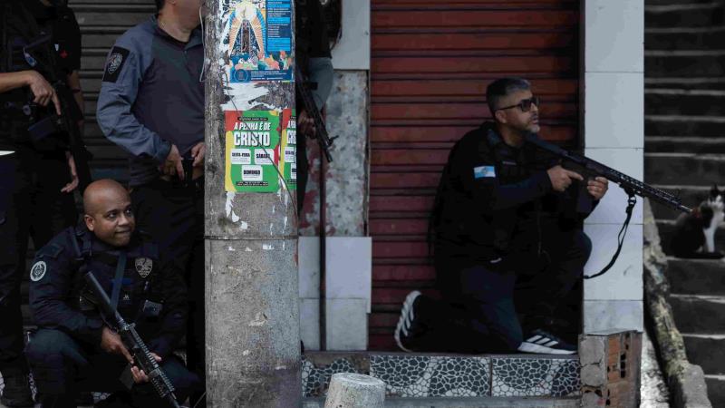 A PEC da Segurança é a principal proposta legislativa do governo para o enfrentamento ao crime organizado. A PEC da Segurança é a principal proposta legislativa do governo para o enfrentamento ao crime organizado.