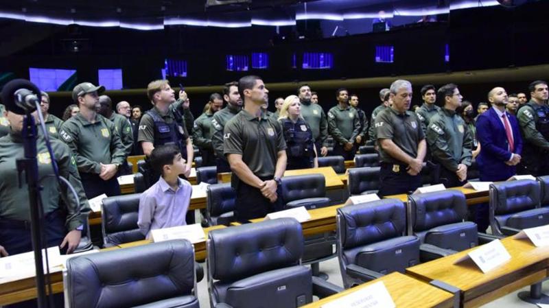 Resolução foi aprovada em Plenário e promulgada em sequência.