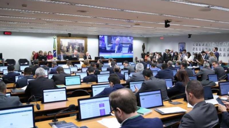 Eventual aprovação na CCJ terá efeito simbólico para o projeto, que já possui urgência aprovada em plenário.