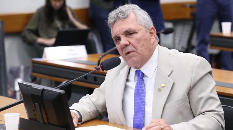 Deputado Alberto Fraga, relator da proposta.