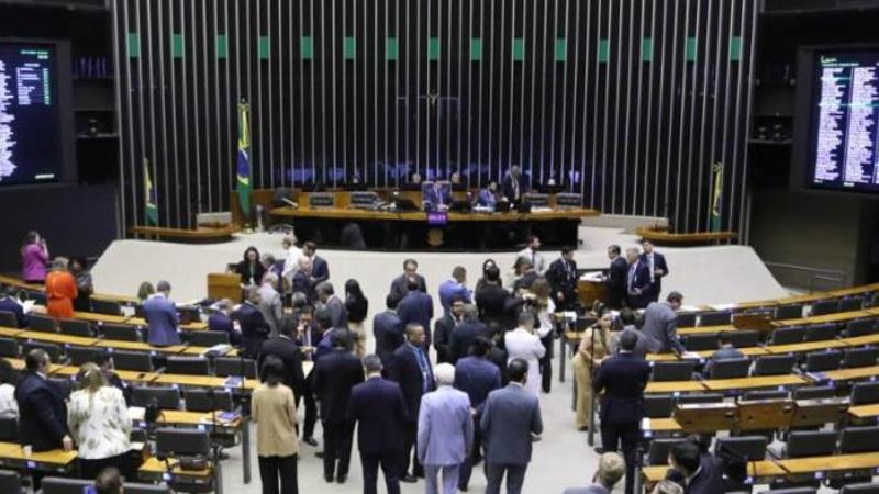 Projeto susta resolução do Conanda sobre aborto em caso de violência sexual.