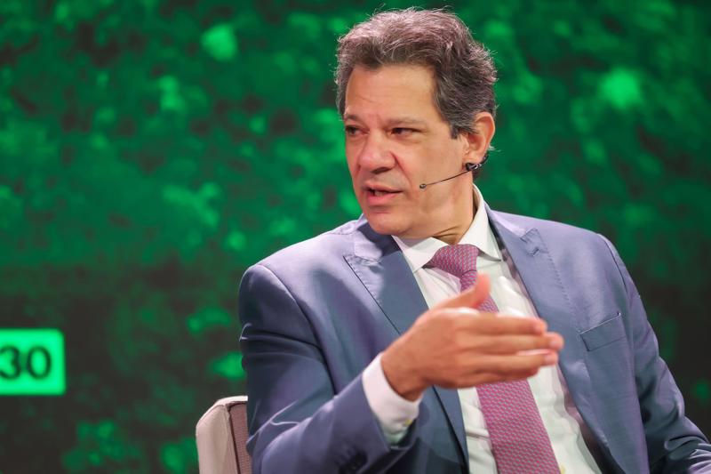 Isenção para quem ganha até R$ 5 mil deve começar a valer em 2026.