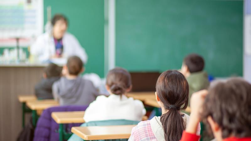 O novo plano inclui, pela primeira vez, uma meta específica para garantir financiamento sustentável da educação.