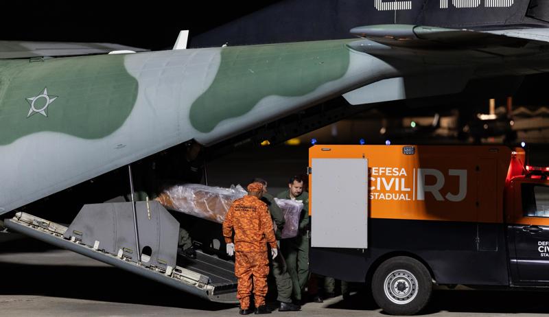 O traslado pode ser realizado por via aérea, terrestre ou marítima.