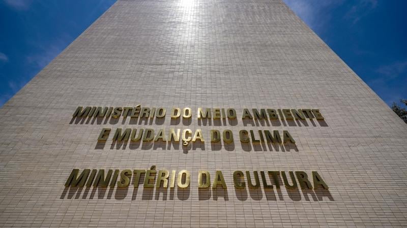 Consulta pública do MinC é positiva, mas insuficiente para enfrentar distorções históricas e desigualdades no acesso aos recursos.