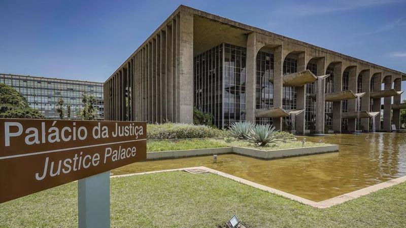 Justiça afirma que mudanças propostas pelo relator podem beneficiar o próprio crime organizado.
