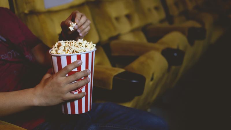 Proposta inclui pessoas com TEA e familiares. 