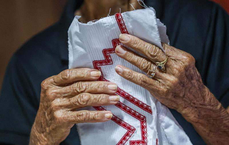 Proposta reconhece o papel cultural e econômico do artesanato feminino.