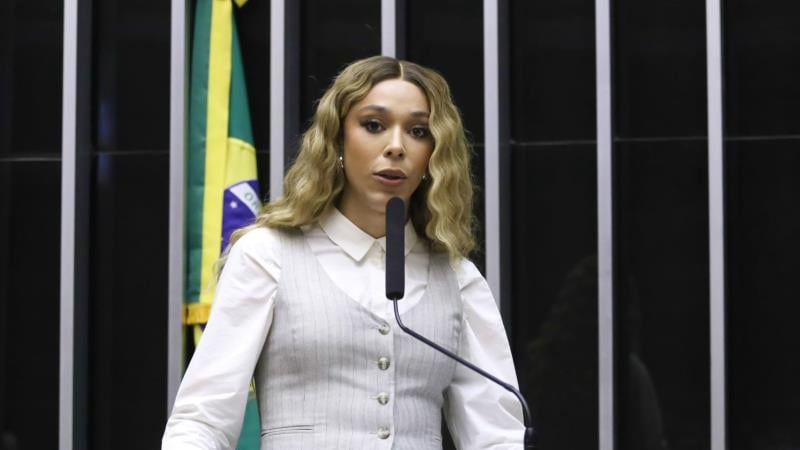 Projeto determina transparência total sobre gastos ligados ao clima e a populações vulneráveis.