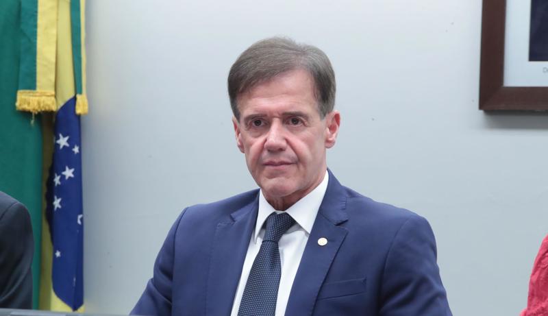 O presidente da comissão, Aluisio Mendes, conduziu parte do debate.