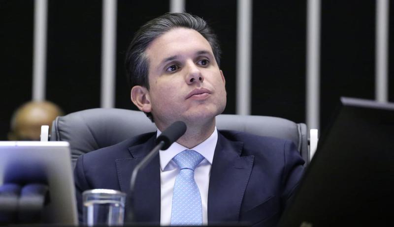 Pressão por prazo marca reta final da regulação dos serviços por aplicativo.