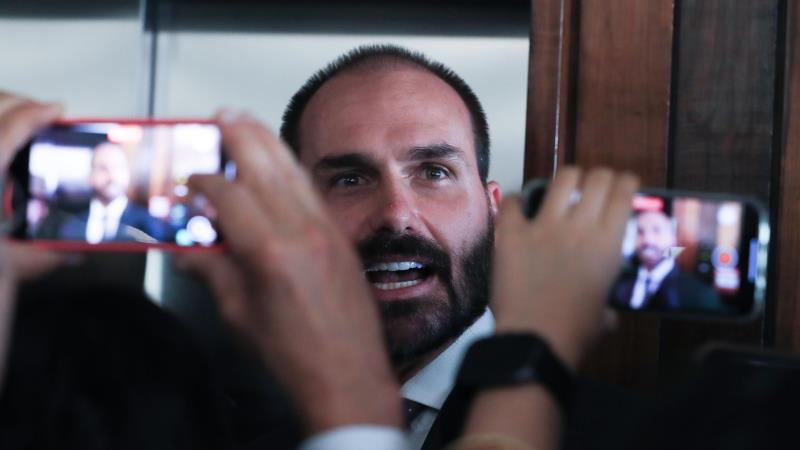 Eduardo Bolsonaro vive nos Estados Unidos desde fevereiro.