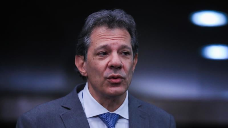 Ministro da Fazenda evitou comentar prisão de Vorcaro. 