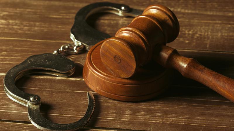 Tratar facções apenas como organizações comuns mantém o país refém e impede respostas compatíveis com a ameaça.