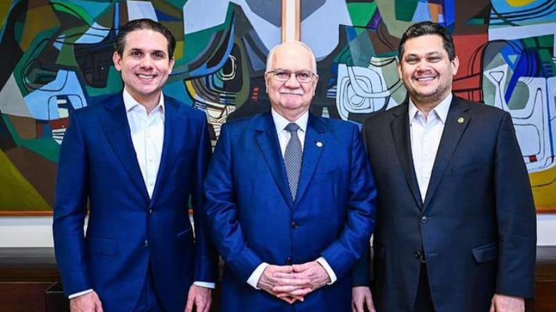 Reunião ocorre em meio a esforço do Congresso em aprovar projetos voltados à segurança pública.