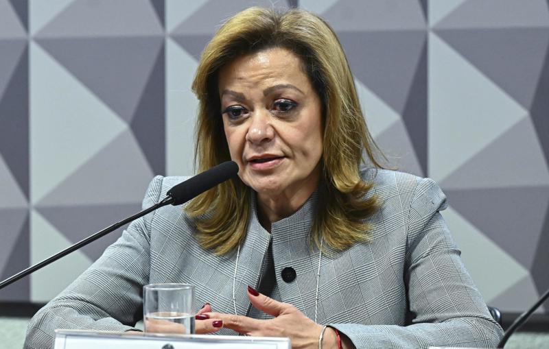 Cecília Rodrigues depôs à CPMI do INSS, admitiu movimentações milionárias e usou o direito ao silêncio em diversas perguntas.