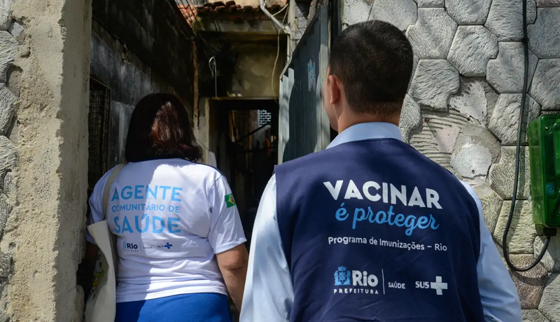 Proposta leva em conta os riscos a que agentes de saúde e agentes de combate a endemias estão expostos durante o trabalho.