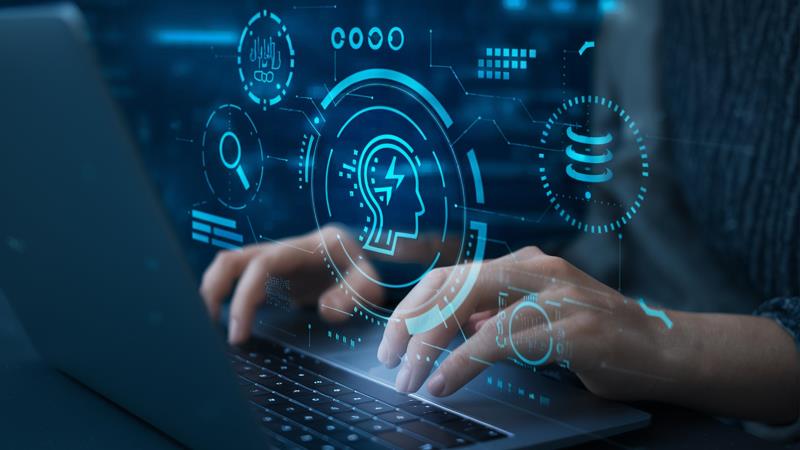 Debate ocorre no Plenário 13.