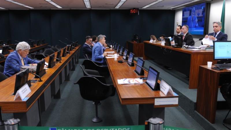 Reunião deve ter início às 14h30.