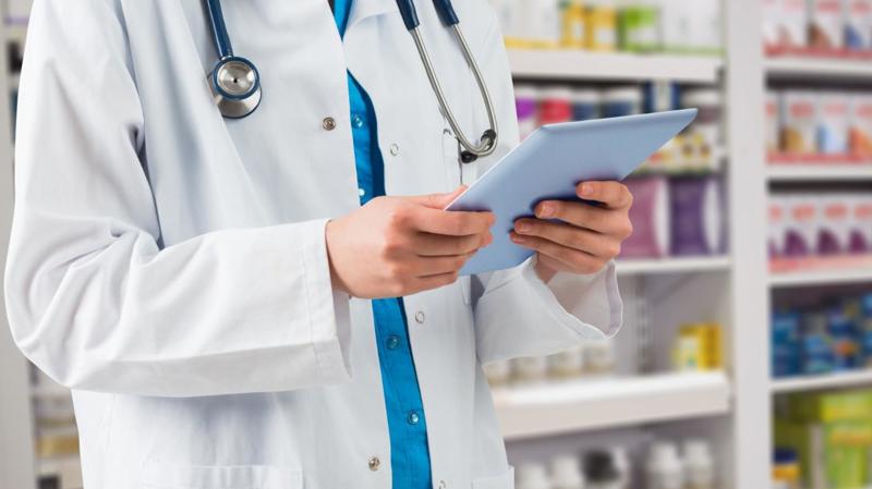 Luiz Gastão diz que valorização do farmacêutico fortalecerá a rede de atenção básica.