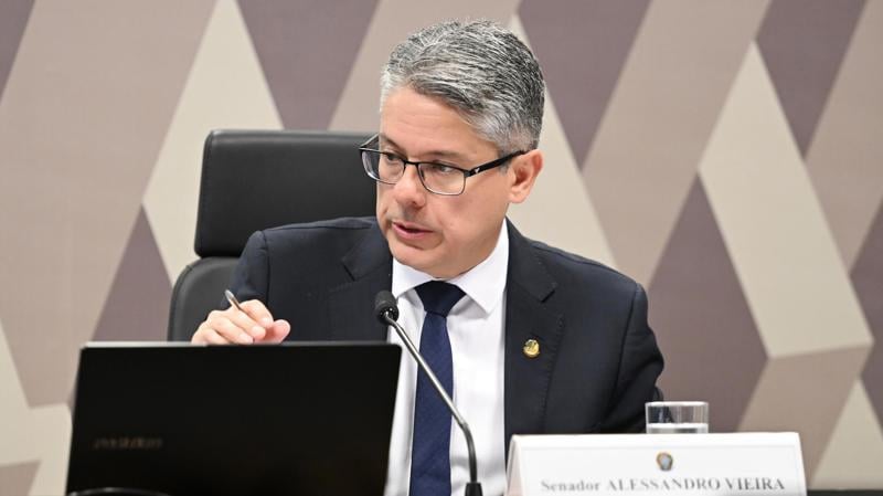 Relator da proposta, Alessandro Vieira, considera que o texto 