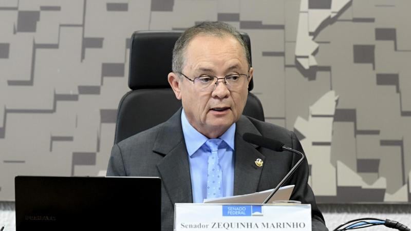 O relator Zequinha Marinho defendeu aprovação da proposta, que ganhou urgência.