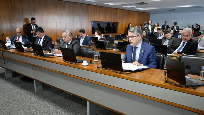 Projeto relatado por Alessandro Vieira acata determinações do STF para adequação das Emendas Pix aos requisitos constitucionais.